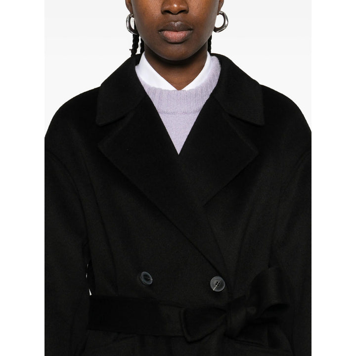 The Dynamis Studio Coats - Black | 30e31336c831be8fa1479e9f5f0ca037f3e17f18