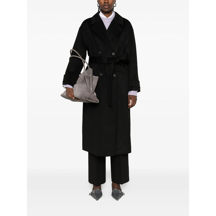 The Dynamis Studio Coats - Black | 11afffa216e425b2f6f7613e33f23aae06cfa561