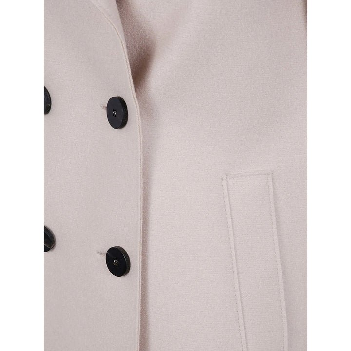 Harris Wharf London Capes - Neutral | d4c475001be45e0d285eb57c32c76b87f98669fd