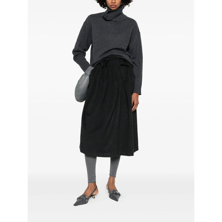 Viktoria Chan Sweaters - Gray | 75eab5b1348f6af4a0595d6694e594fad485f50e