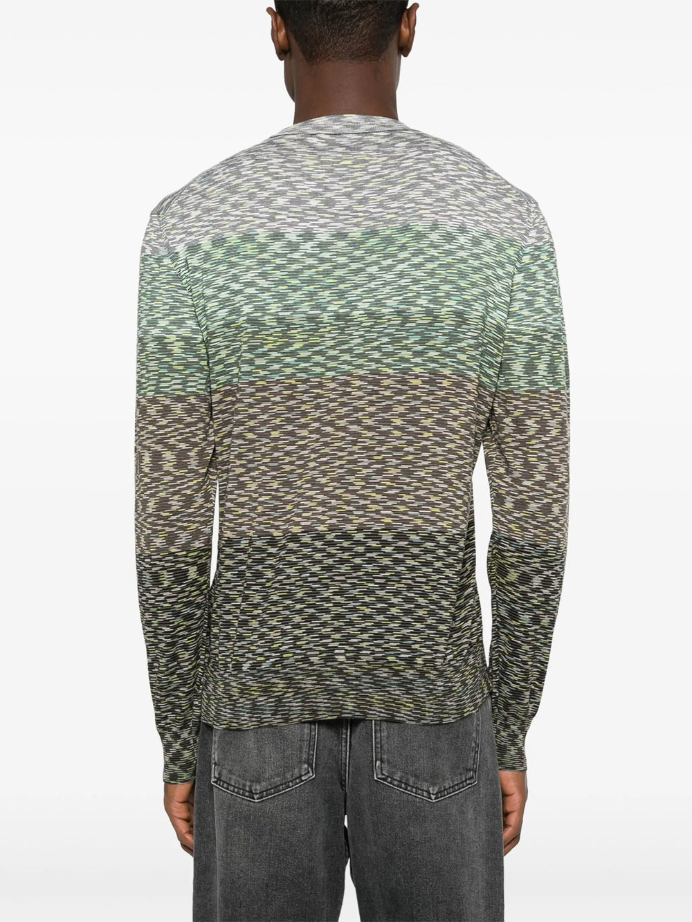 Sweater with oblique cut