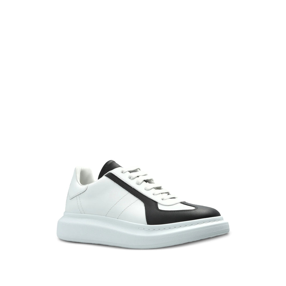 Alexander Mcqueen Sneakers - White, Black | a162ce425e63a1b0d7c76555c8eb3e46a5d077d6