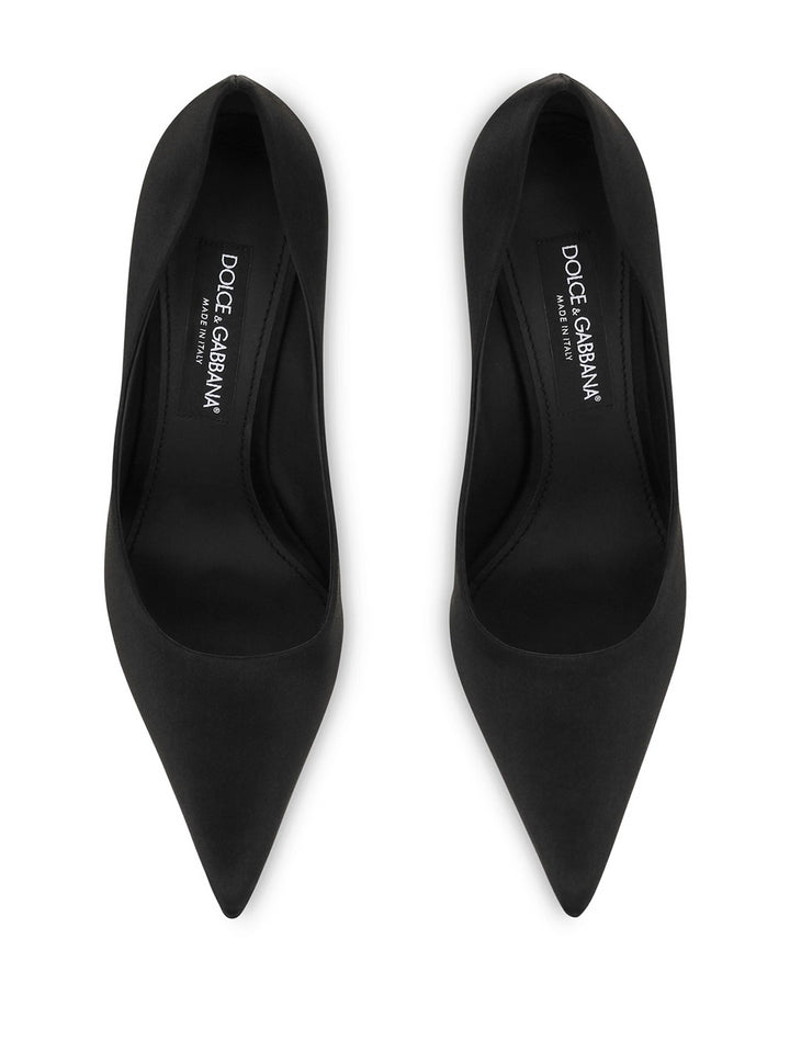 Pointed pumps