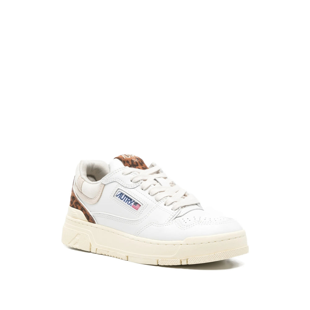 Autry Sneakers - White | 93f96e846e2dffe40123d417c2590051269ee950