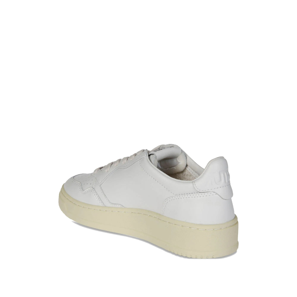 Autry Sneakers - White | 78b3584ec754818e29d93c860e8c8c433d2b5240