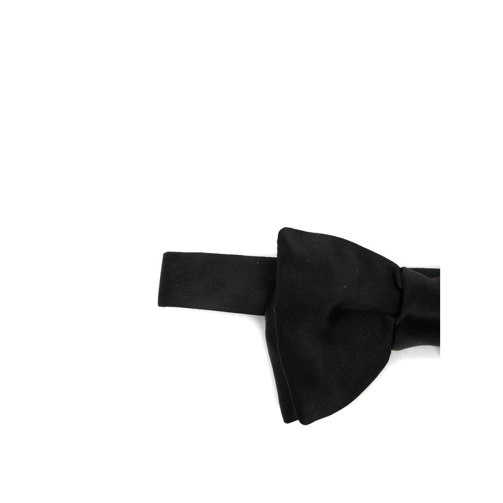 Tom Ford Bow Ties - Black | f6e66cd65e430d4cdf497693c500aafbf82b4541