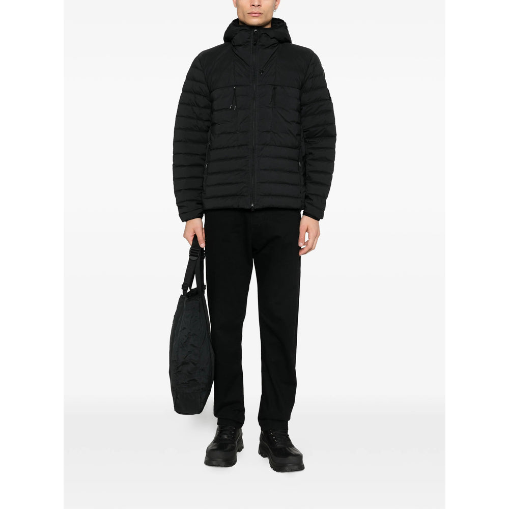 Stone Island Outerwears - Black | f9c817a016cc0f96bed02bb28ea6c17dd803533a