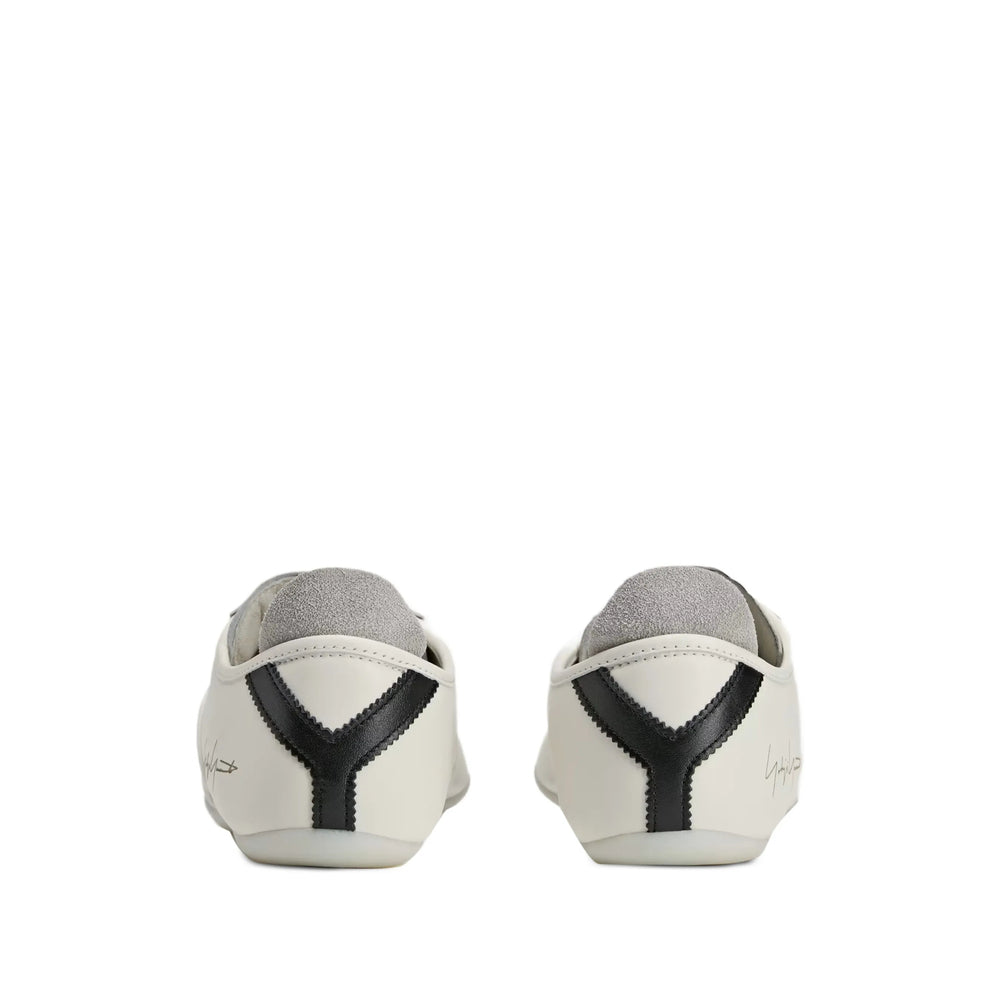 Y-3 Sneakers - White | 7bb79f42ac94b1d45a83b1e25d96f186e782cec0
