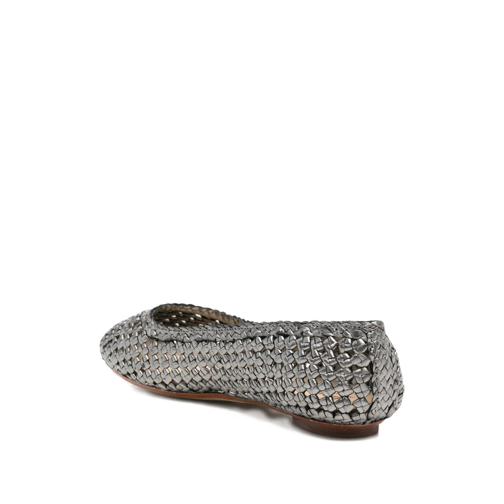 Dragon Diffusion Shoes - Silver | f317909dd322b7f12b49209e2218063037ac18ea