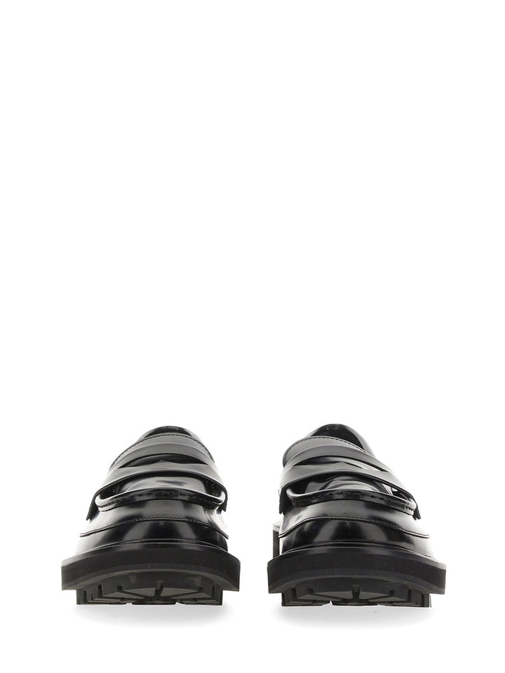 Alexander McQueen Loafers - Black | Wanan Luxury