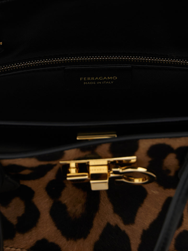 Ferragamo New Ferragamo Studio Soft (L) Hand Bags - Brown | 09058d6a62d476e43c757ed88b00fd482fd657fe