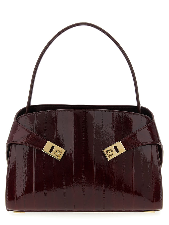 Ferragamo Hug Soft (M) Shoulder Bags - Bordeaux | 807e37e6c85ea6a5b36ab4f6b04ef245bf9f7b50