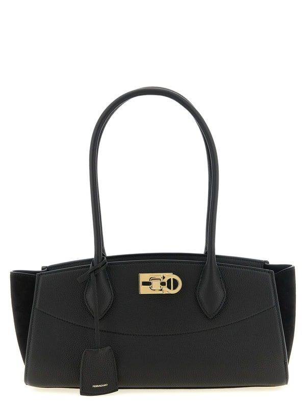 Studio Soft East West (M) Shoulder Bags Black