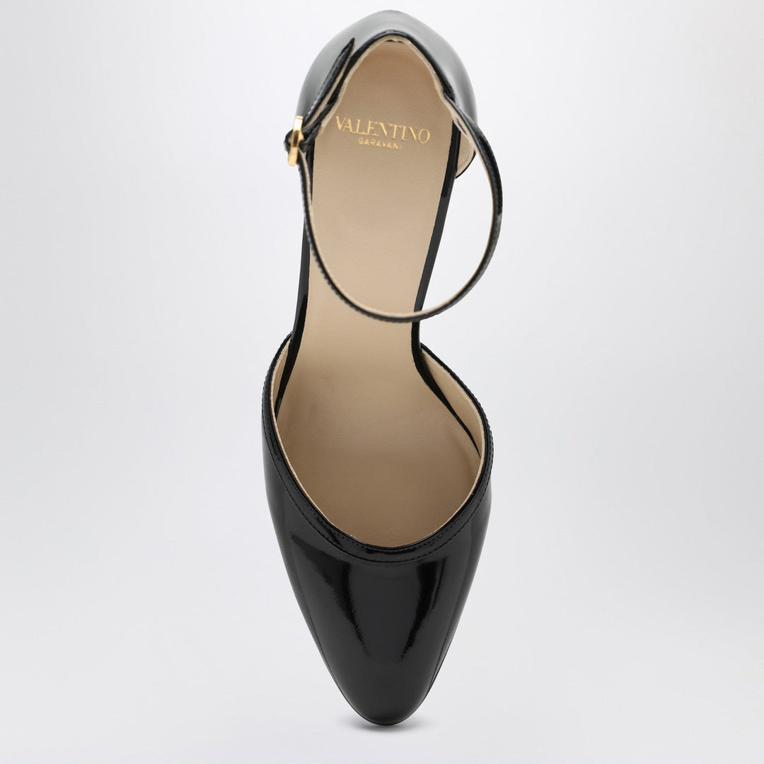 Valentino Garavani Shoes - Black | fa165447fd229b8d7645d62e8156040c30aad06c