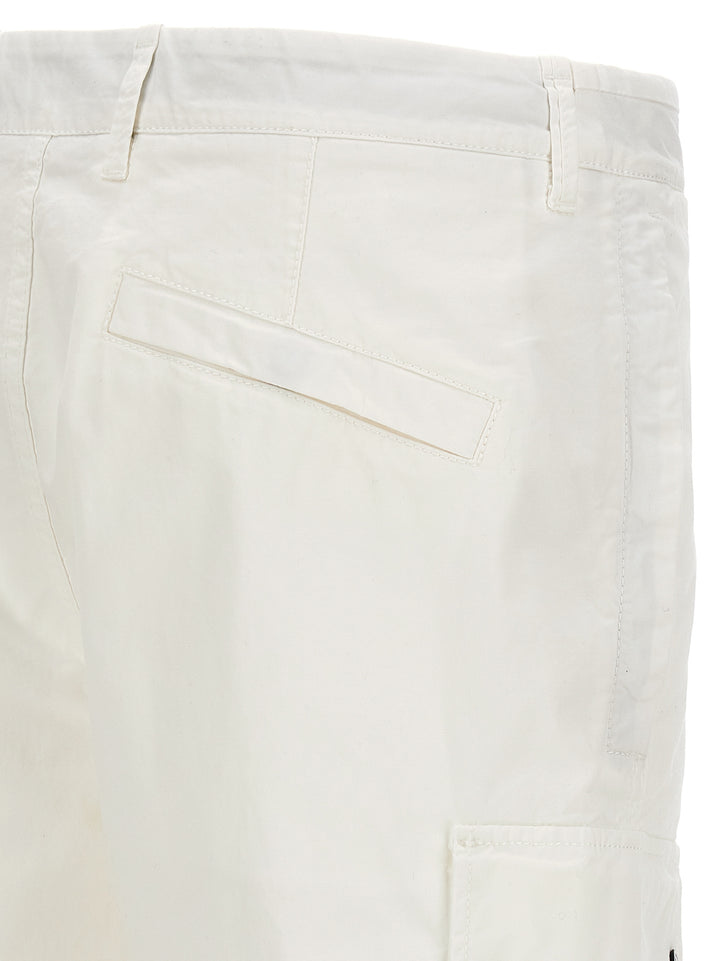 Logo Badge Bermuda Shorts Bermuda, Short White