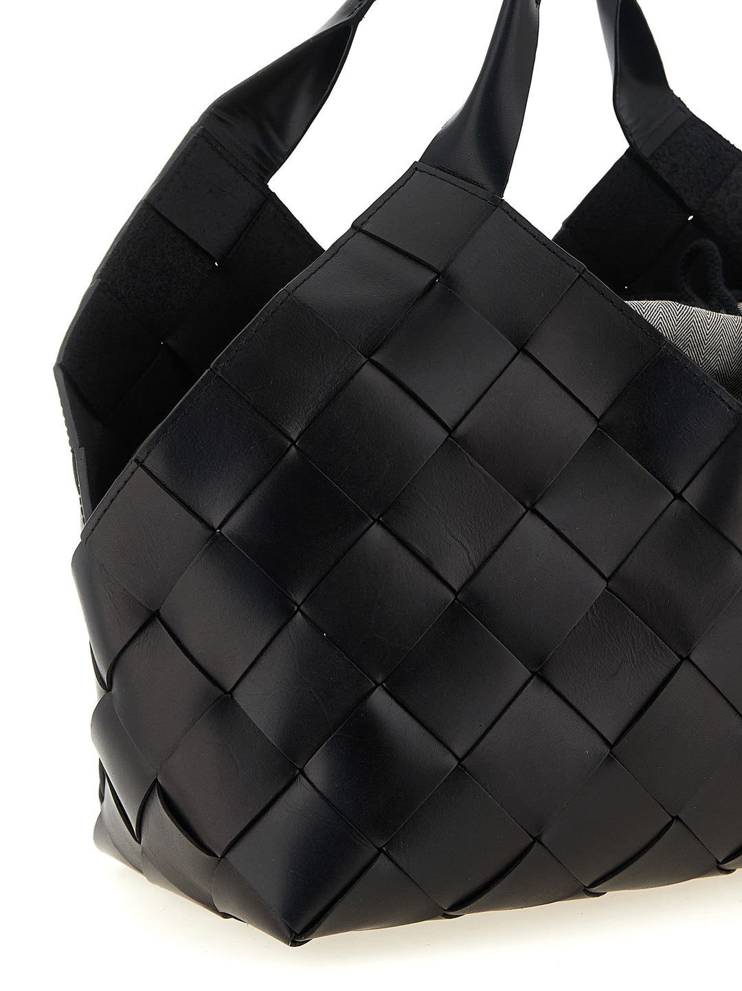 Dragon Diffusion Castello Shoulder Bags - Black | 701712f5995b95fc0f1a3069e777aef13dc67d91