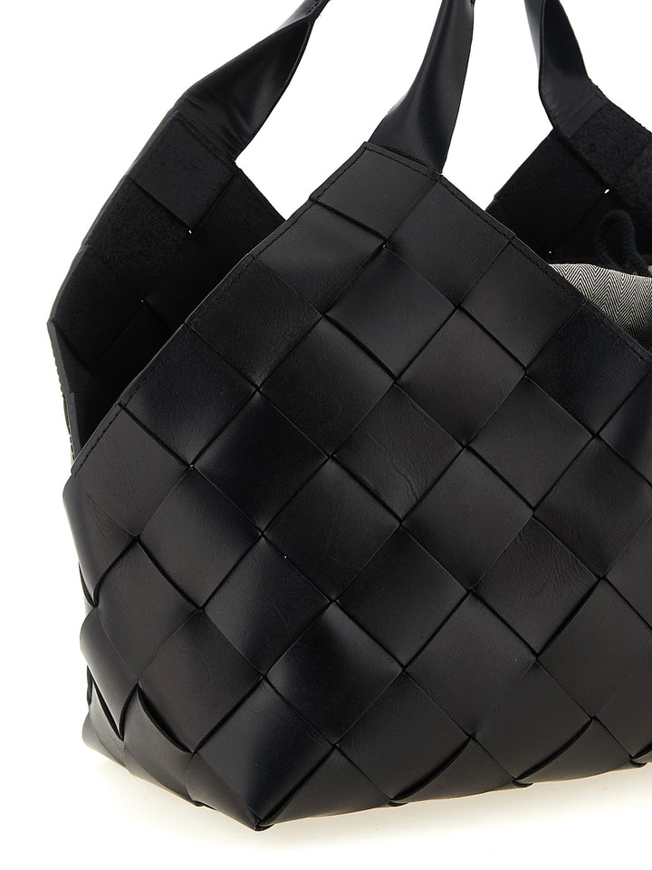 Dragon Diffusion Castello Shoulder Bags - Black | 701712f5995b95fc0f1a3069e777aef13dc67d91