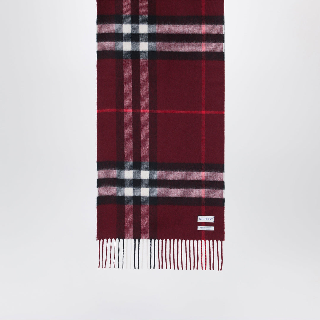 Burberry Scarves & Shawls - Red | 607a0148419e14d4d9a52ce96e9547a2b5058dfe