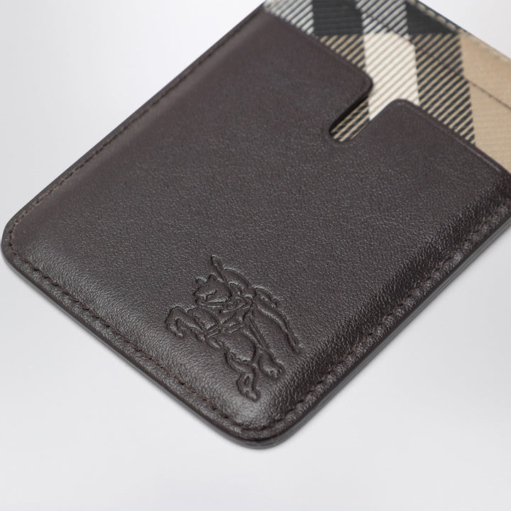 Burberry Apparel & Accessories - Beige | 345e341187ed35f109bc57a0679b724be1639ec6
