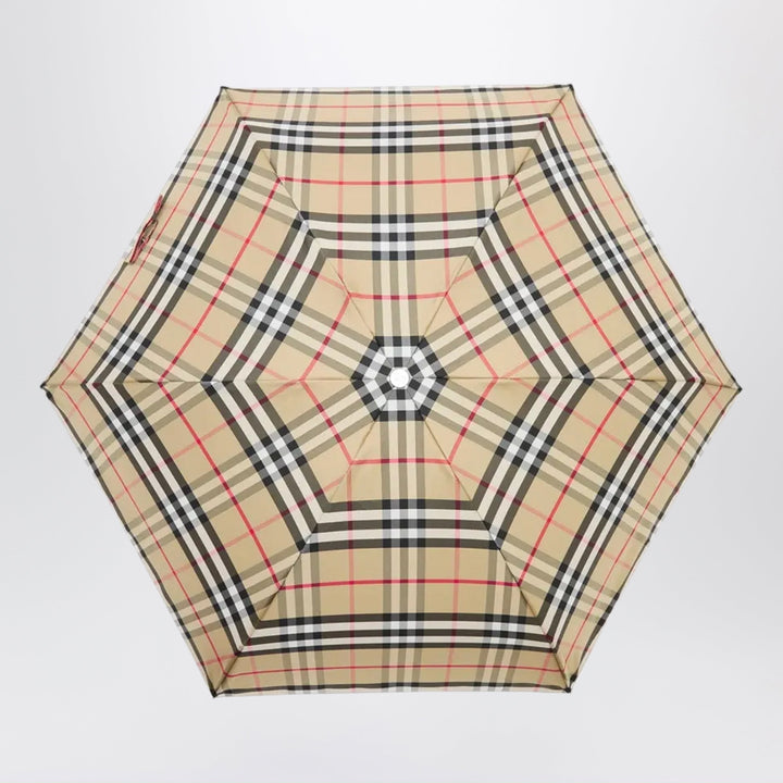 Burberry Apparel & Accessories - Beige | 6c5e993f9af90cb1c67f2bf2aad80e1df098a8c4