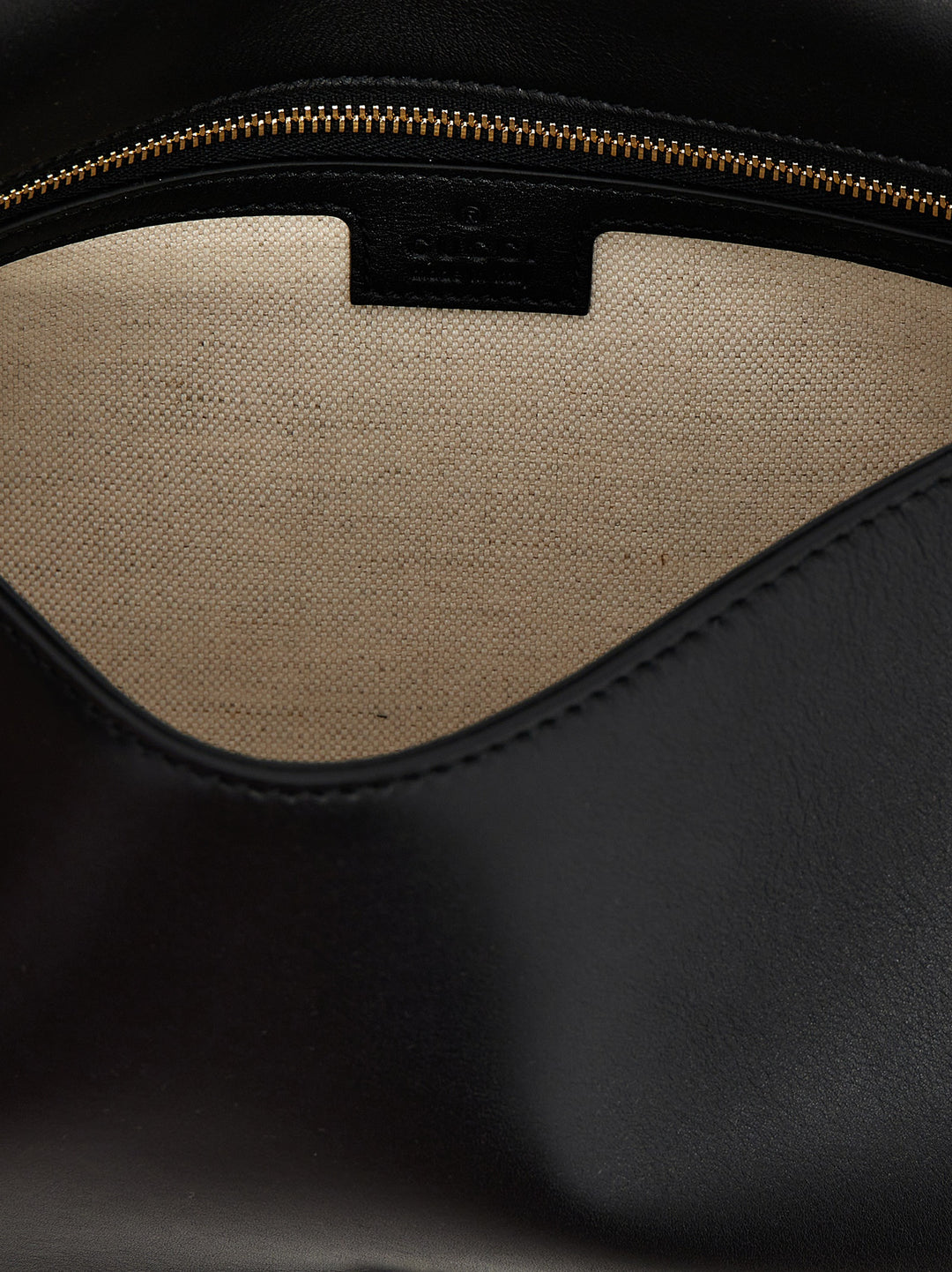 Gucci Gucci Blondie Crossbody Bags - Black | 6eef571c0411d39bfacb4bc46f3be0c75771fc66