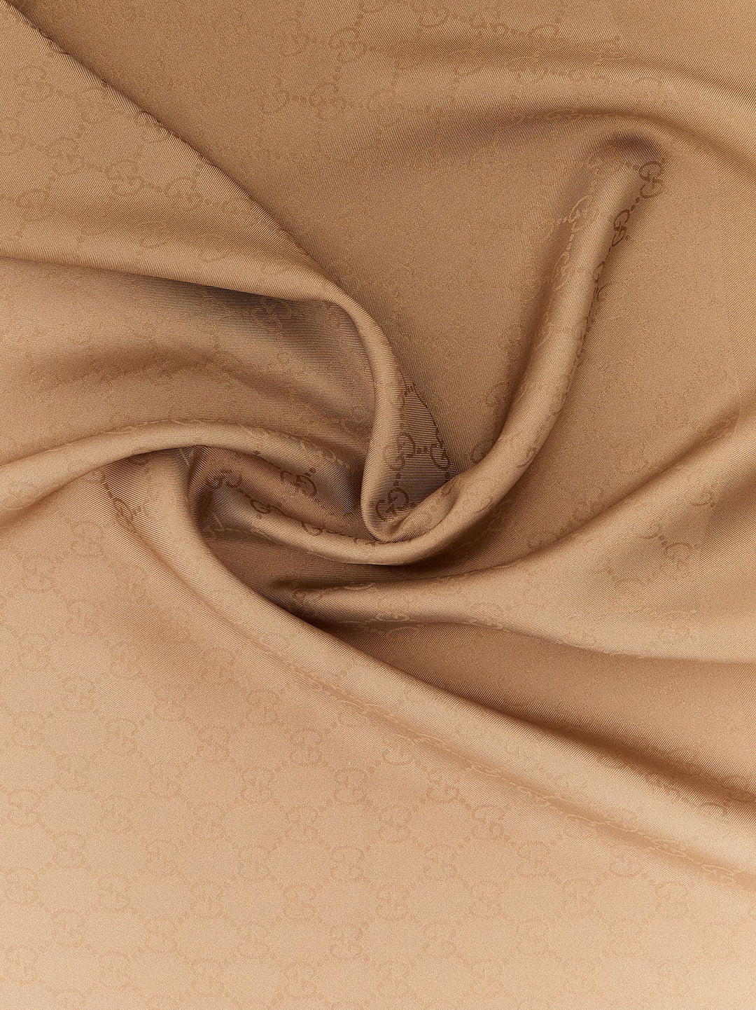 Gucci Silk Carré Scarves and Foulards - Beige | 3628d5a265c80e0f92e190c3d56011ea05374b20