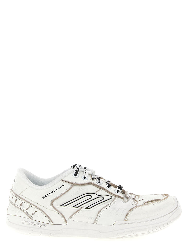 Balenciaga Hamptons Worn-Out Medio Sneakers - White | dbe2209ec9c9fc2a5861531c3b6ba3aa67fac953