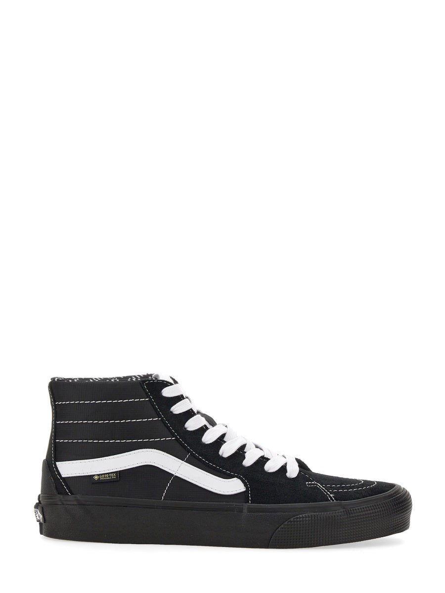 Vans Sneakers - Black | Wanan Luxury