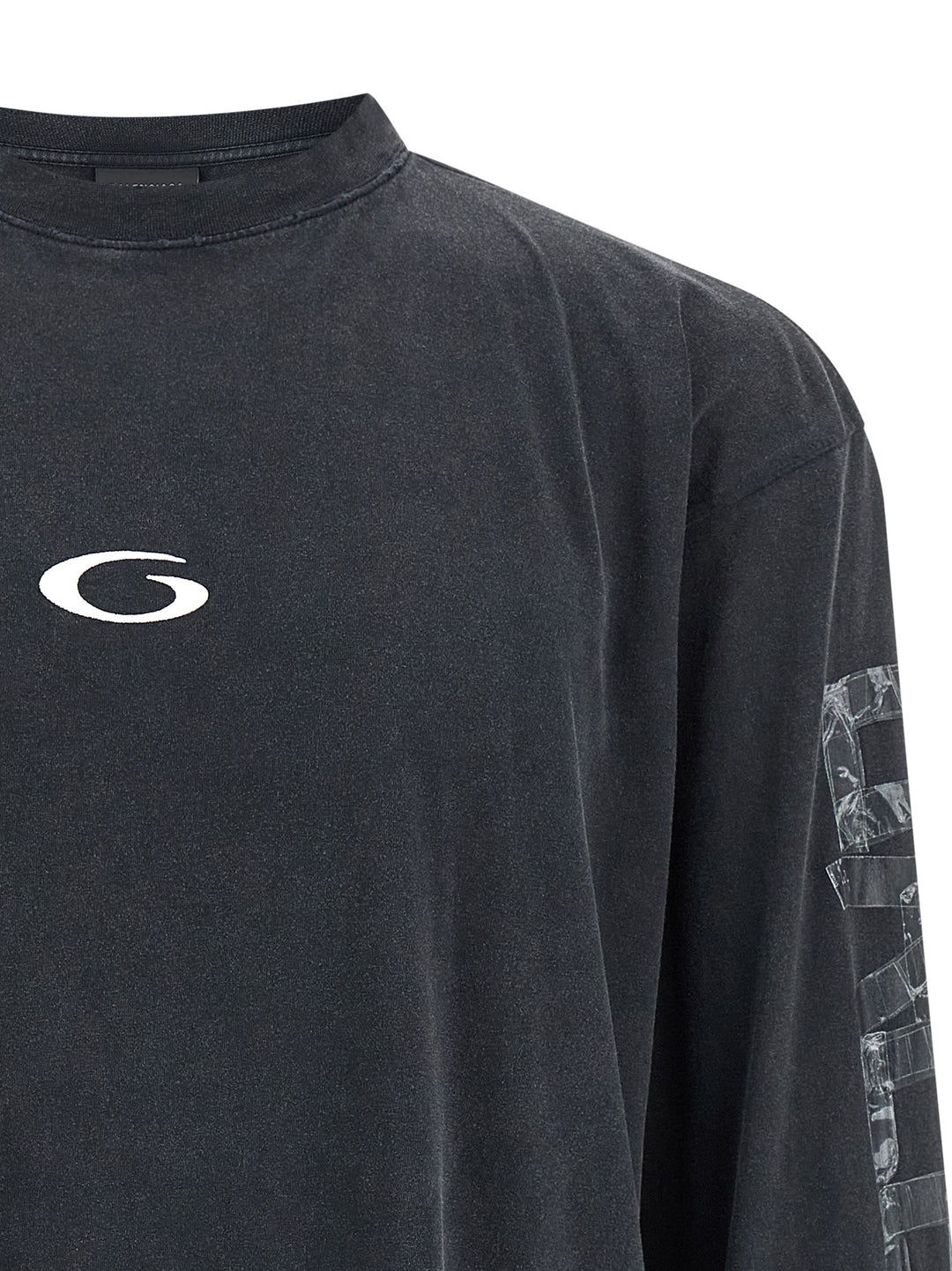 Balenciaga Shifted T-shirt - Black | 09bb73c2032606d77d54105c4d95a7ddf9a27d73