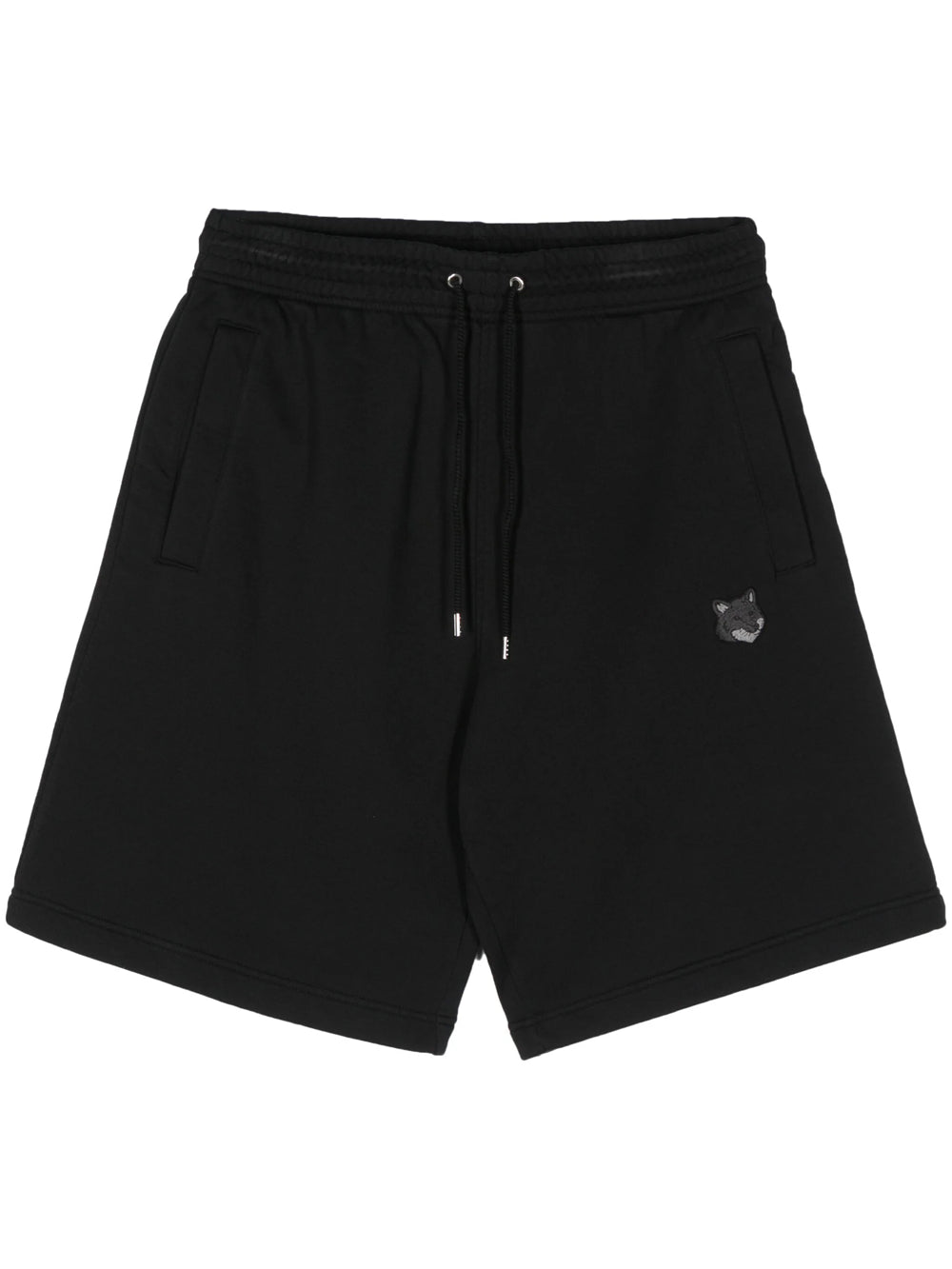 Sports shorts with patch