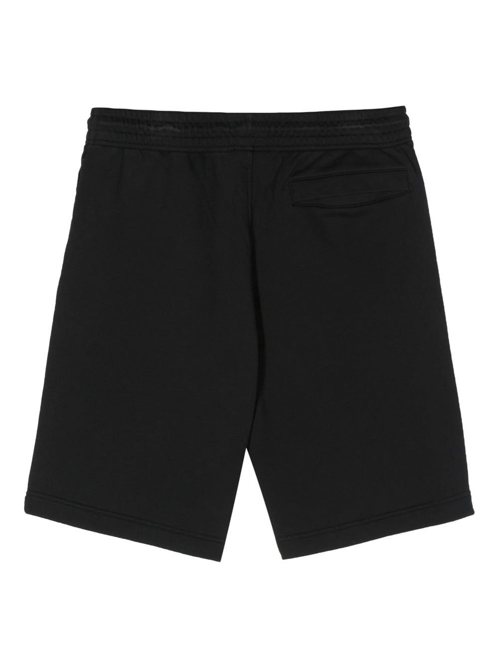 Sports shorts with patch