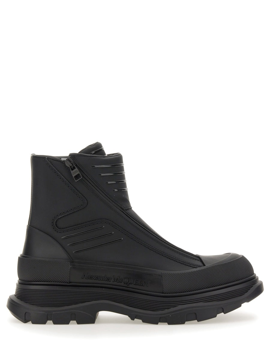 Alexander McQueen Boots - Black | Wanan Luxury