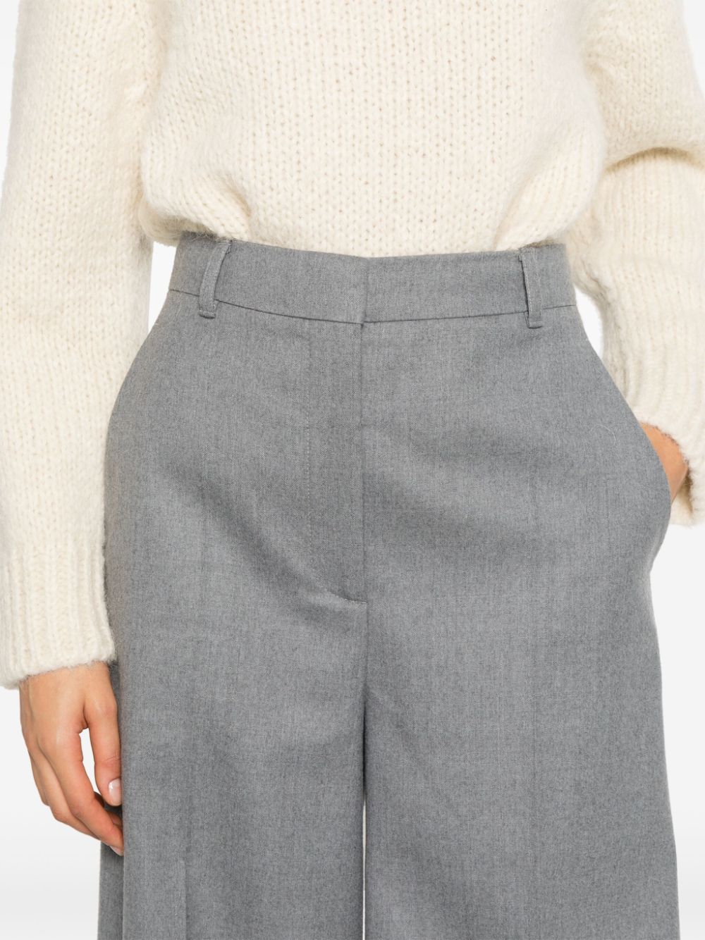 Mid-rise flared trousers