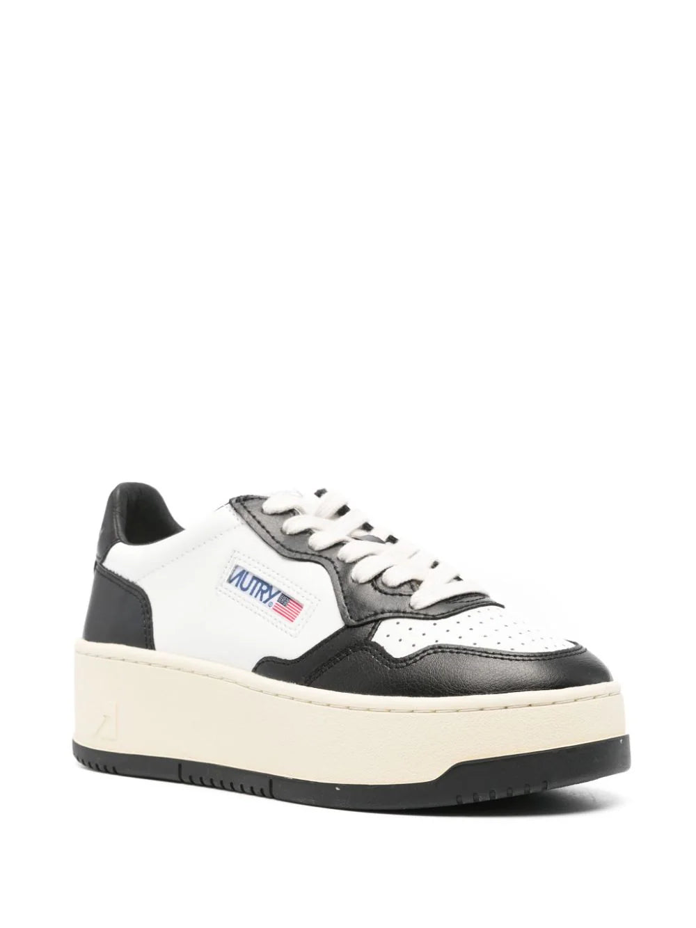 Medalis sneakers with raised sole