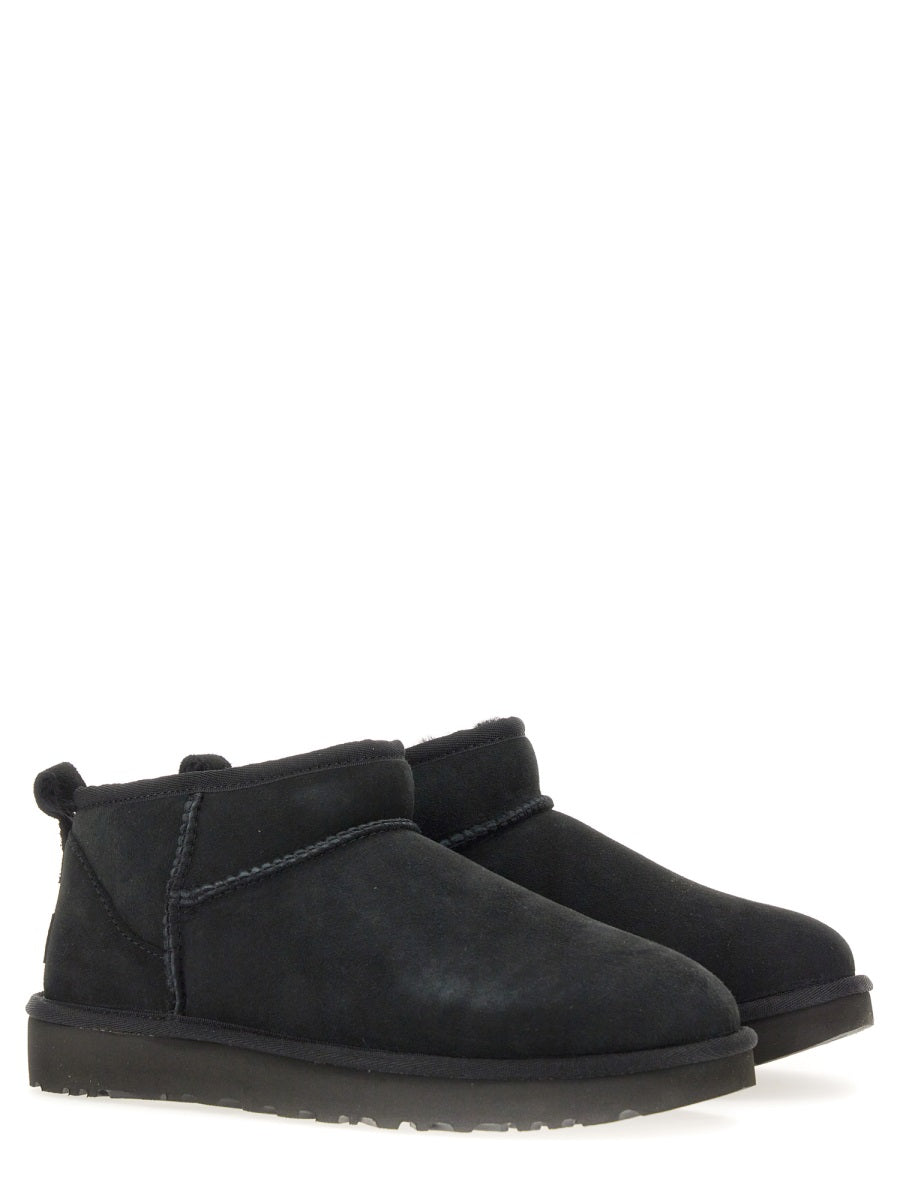 UGG Boots - Black | Wanan Luxury