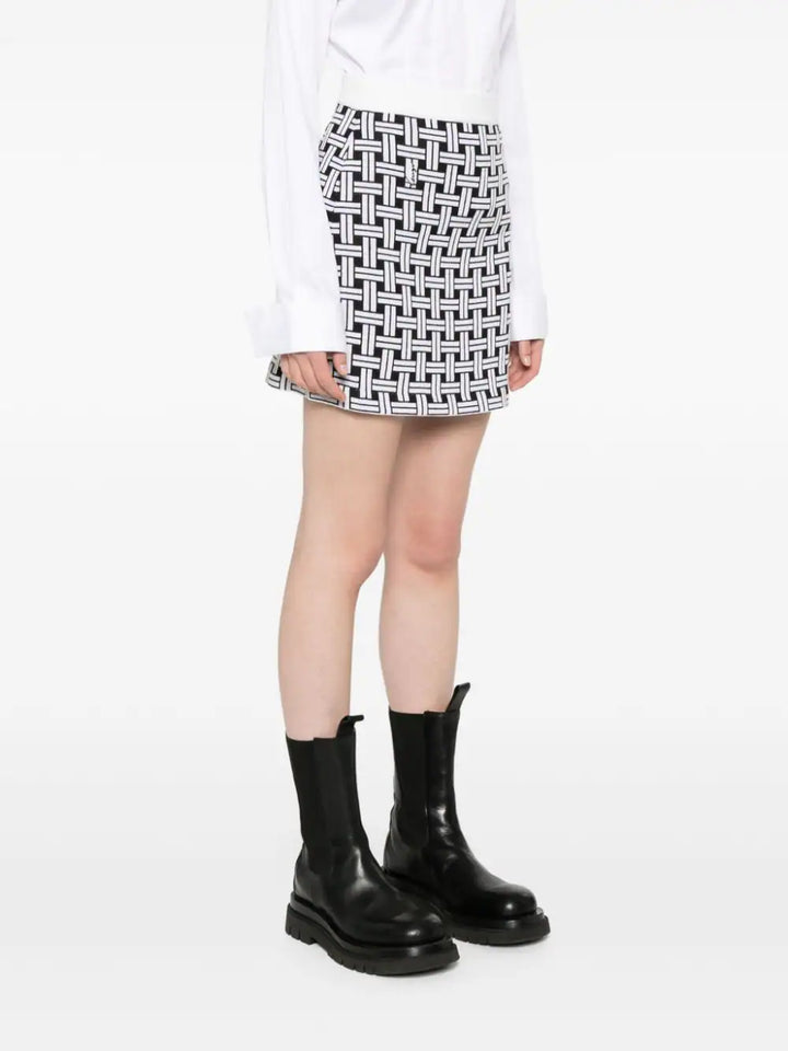 Miniskirt with jacquard effect