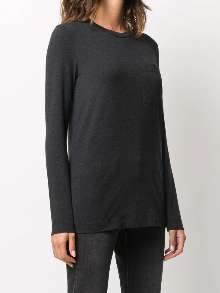 Long-sleeved T-shirt