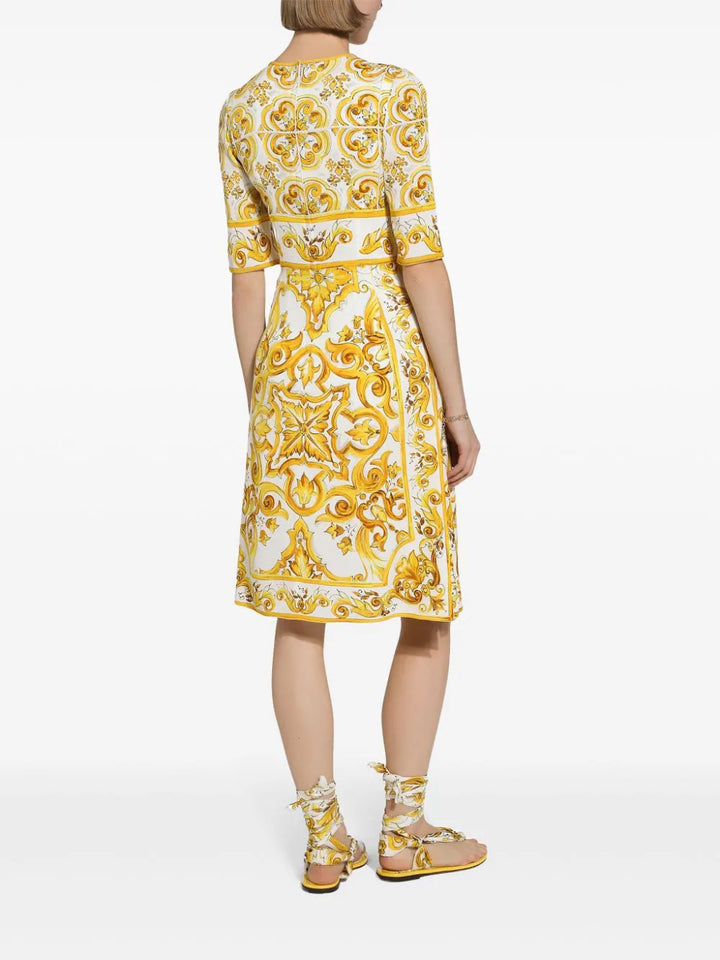 Dress with majolica print