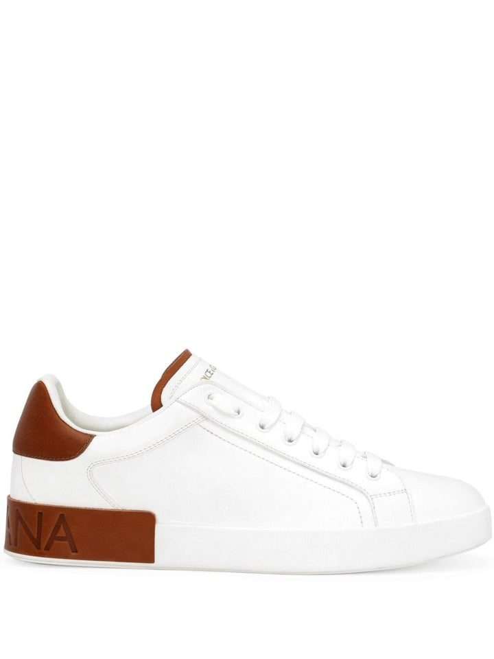 Sneaker bassa vit.nappato+vacc