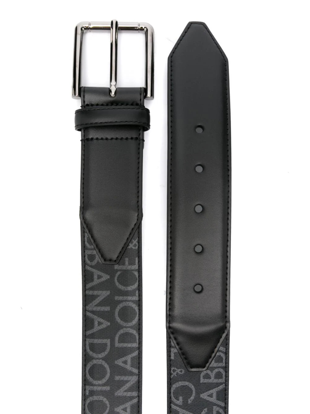 belt with buckle embroidered with logo