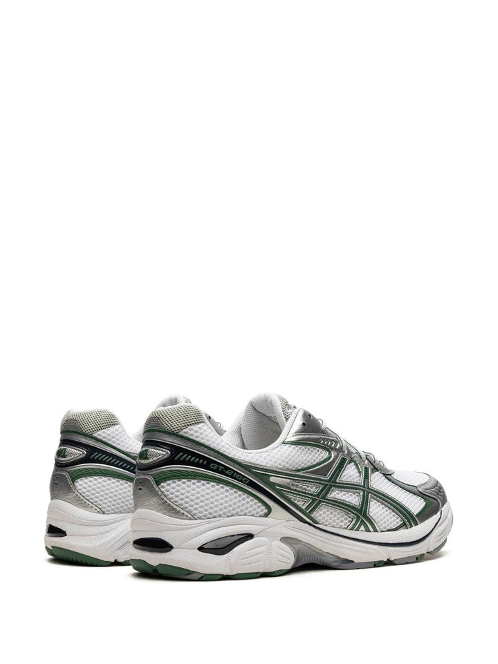 GT-2160 "Clover Green" sneaker.