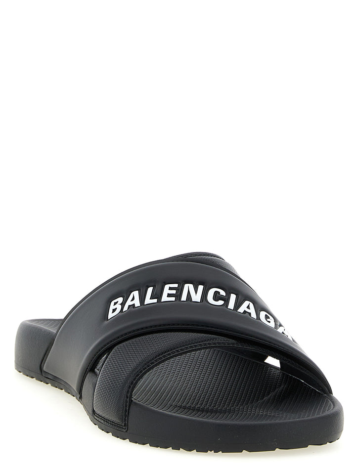 Balenciaga Sporty Pool Sandals - White/Black | 8fc874355fd17a39072b51d8ce94cf7ee4a6452f