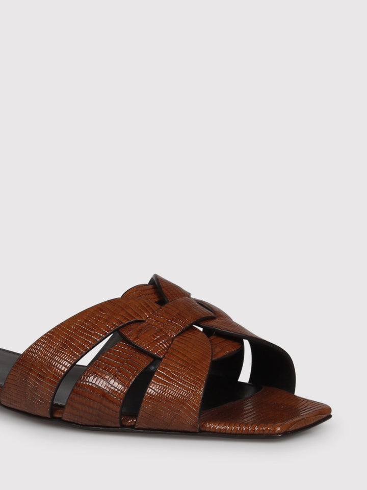 Tribute sandal