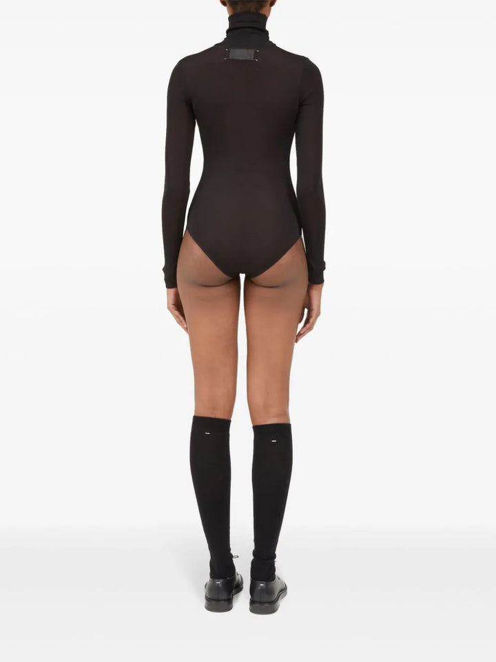 Bodysuit with long sleeves