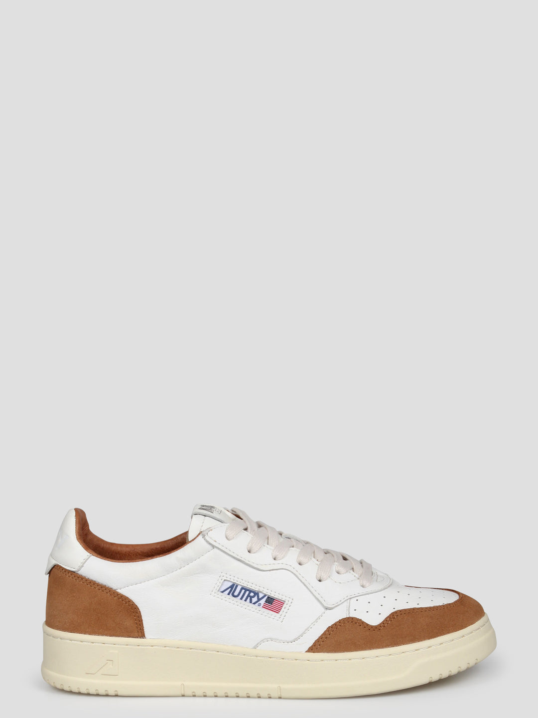 Medalist low sneakers