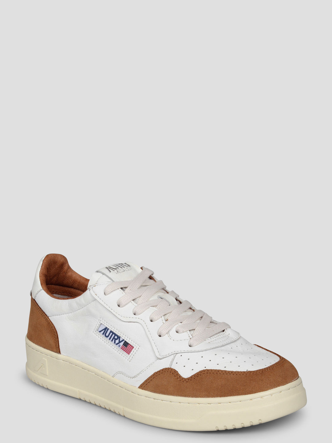 Medalist low sneakers