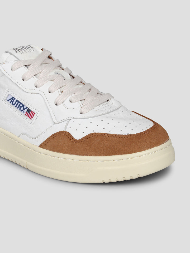 Medalist low sneakers