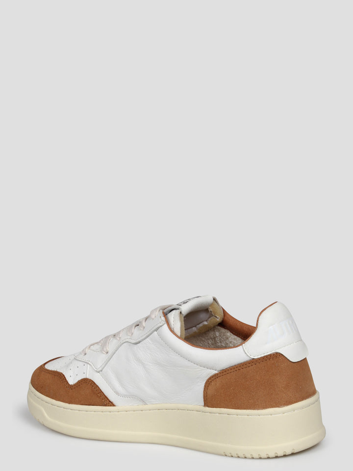 Medalist low sneakers