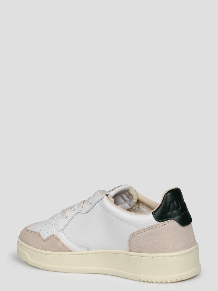 Medalist low sneakers