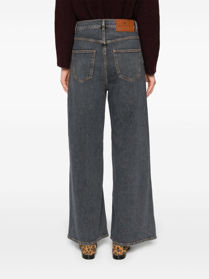 Wide leg jeans